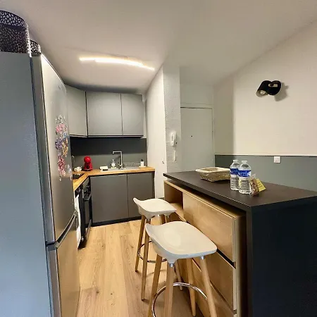 Godard - T3 Avec 2 1 Salle De Bain Et Balcon Apartmán Bordeaux